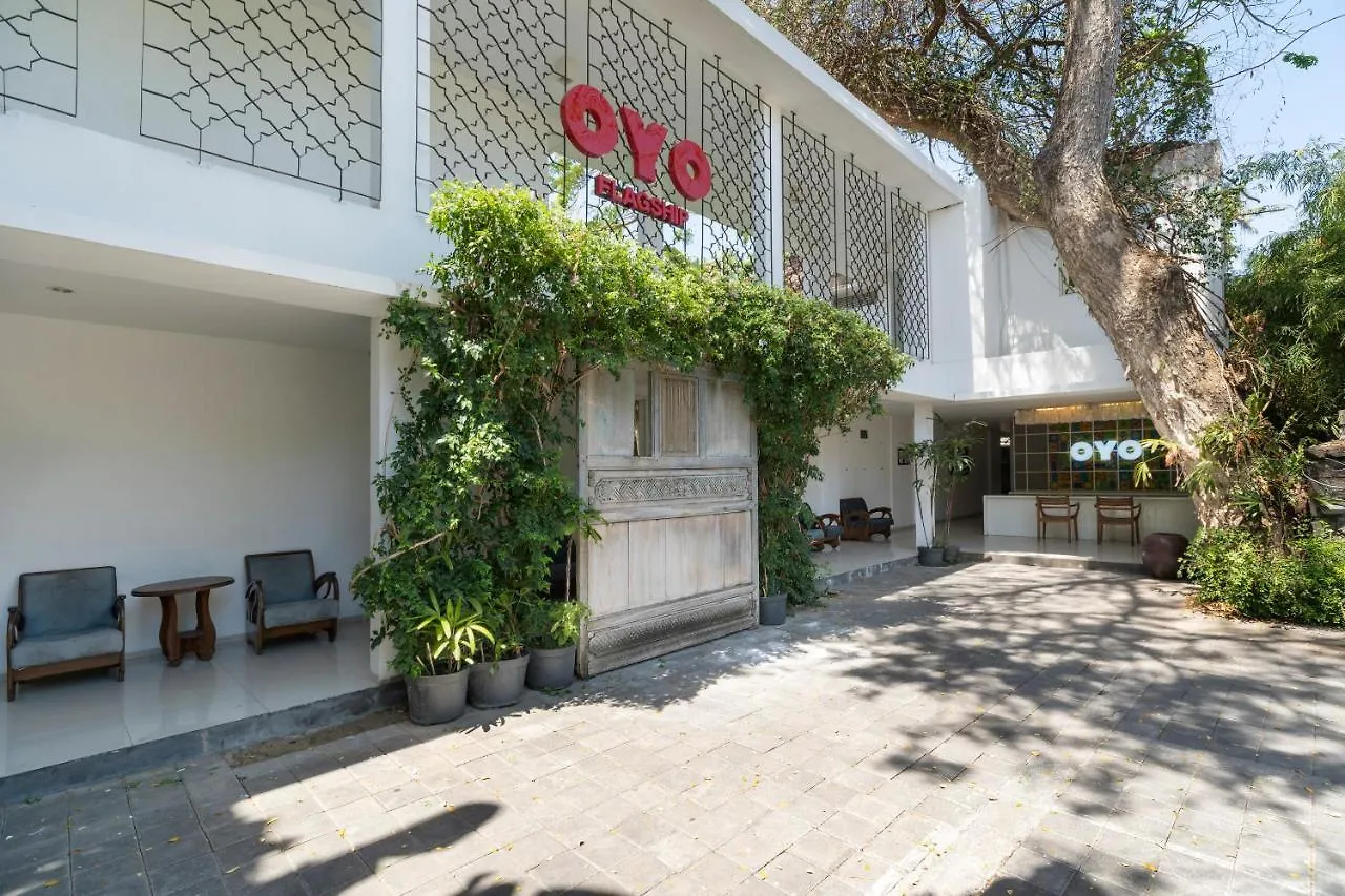 Oyo Flagship 1472 Astana Pengembak Sanur Otel